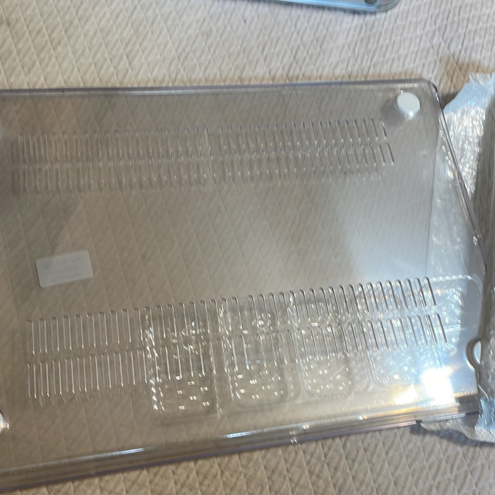 Brand new pro 16 Apple cover transparent